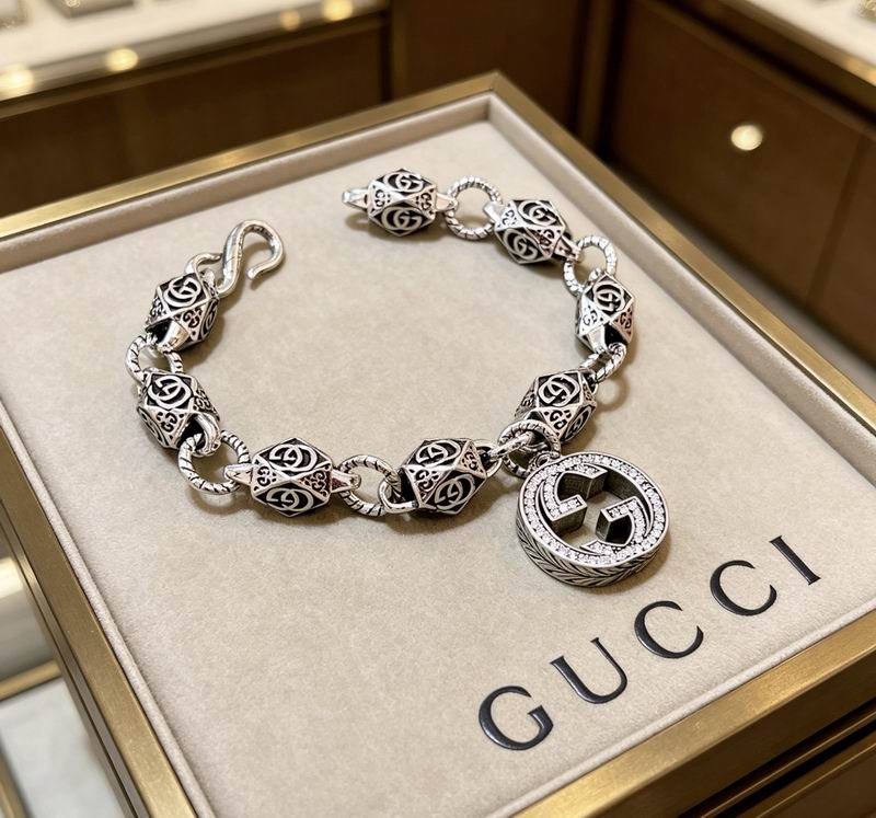 Gucci Bracelet 04yxs351